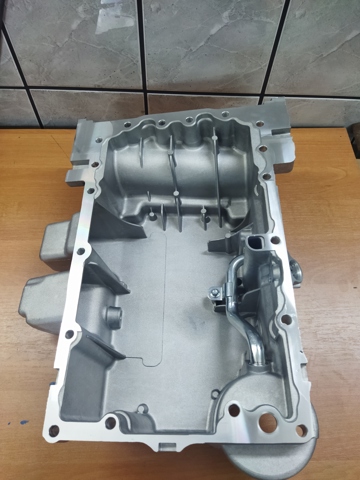 Поддон масляный картера двигателя, нижняя часть 31480325 VOLVO