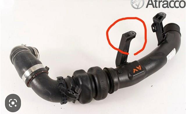 Патрубок интеркуллера DS736C646FK FORD
