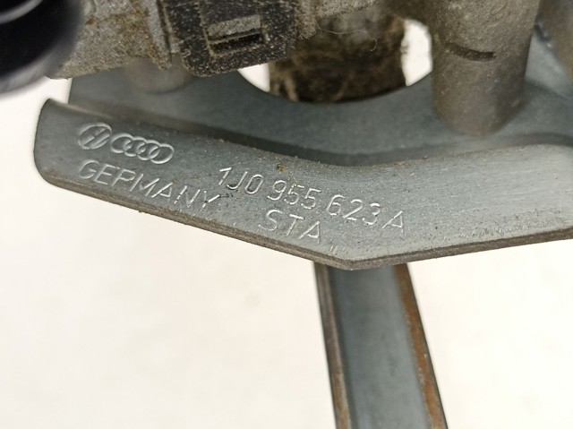 1J0955623A VAG купить в Ирпень