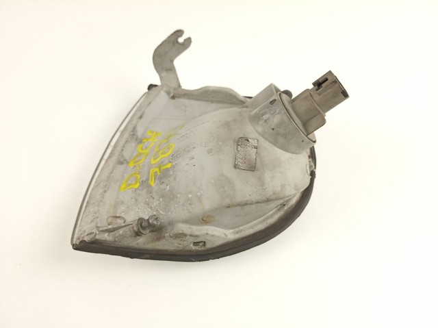NISSAN 261309C000 Поворотник правый в наличии Одесса