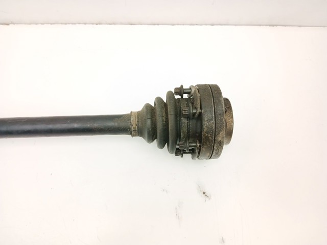 BMW 33211229235 Задняя полуось в наличии Запорожье