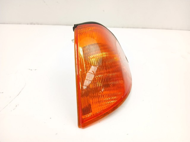 SUZUKI 3560280EA0 Поворотник левый в наличии Полтава