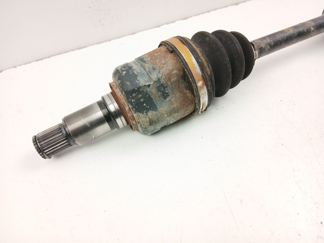 SUZUKI 4410178K00 Полуось (привод) передняя правая в наличии Каменское