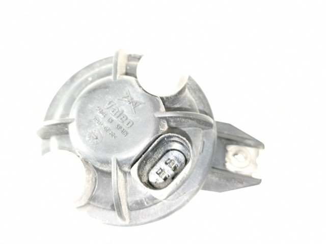 VAG 7M3941700A Фара противотуманная правая в наличии Винница