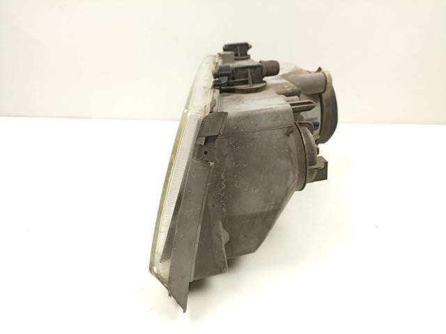 FIAT 82432715 Правая фара в наличии Кривой Рог