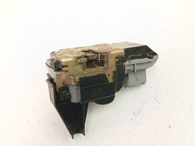 9135N4 PEUGEOT Замок водительской двери купить в Ровно
