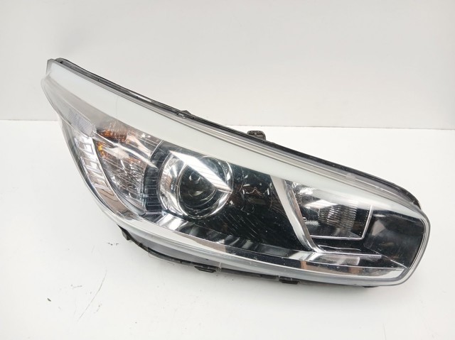 92102A2010 HYUNDAI Фара правая купить в Винница