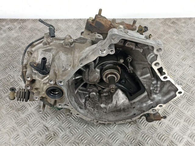 MAZDA G56217100D в наличии Полтава