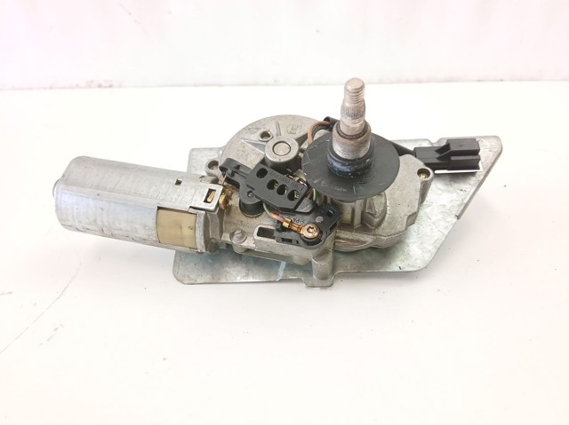 MR245545 Моторчик заднего дворника купить Житомир