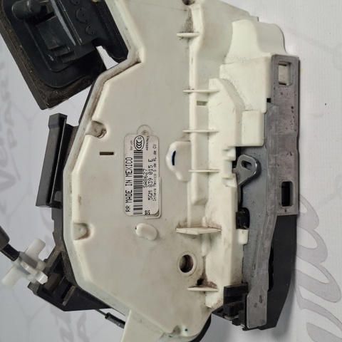 VAG 5GM839015E Замок двери задней левой в наличии Каменское
