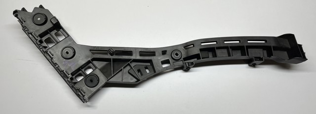 Направляющая заднего бампера, правая 12G807394 VAG
