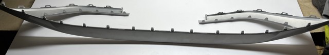 12G8075322UC Молдинг решетки бампера переднего нижний купить Сумы