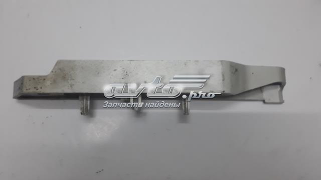 Направляющая переднего бампера, правая 1521605 FORD