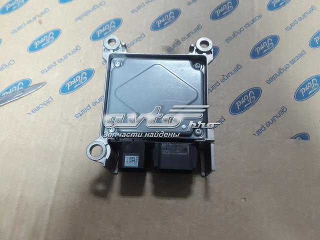 FORD 1548161 в наличии Полтава