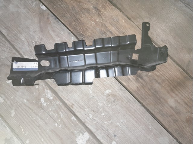 FORD 1717740 Кронштейн бампера переднего правый в наличии Харьков