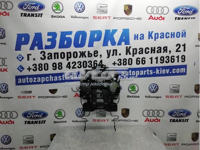 7P0881879A купить Ирпень