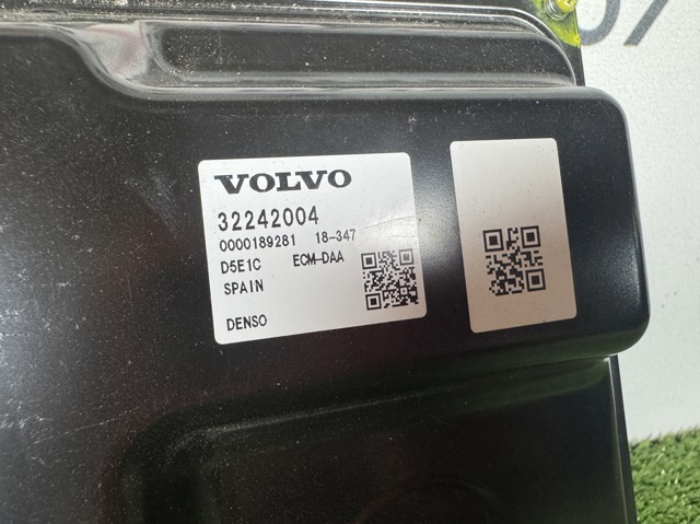 Компьютер двигателя 32242004 VOLVO