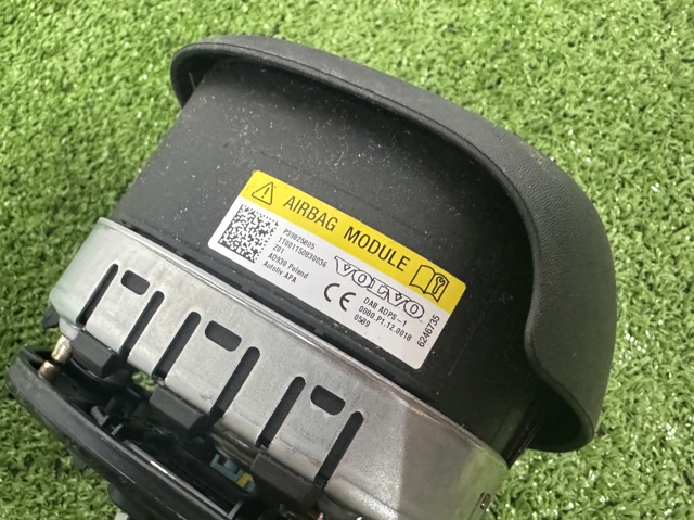 Подушка в руле 39825805 VOLVO