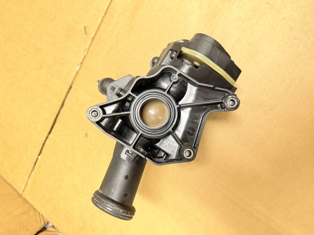 11537642854 BMW Корпус термостата купить в Ровно