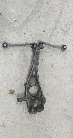 95B407254B PORSCHE Цапфа передняя правая купить в Кривой Рог