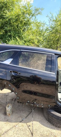 Задняя правая дверь 77004P2000 HYUNDAI