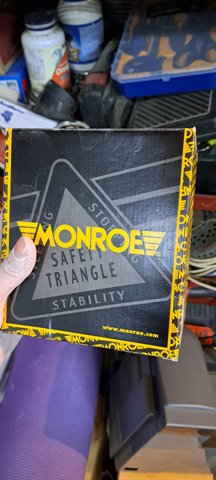 Буфер-отбойник амортизатора переднего + пыльник PK004 MONROE