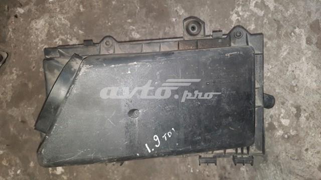  Корпус воздушного фильтра Фольксваген Гольф IV