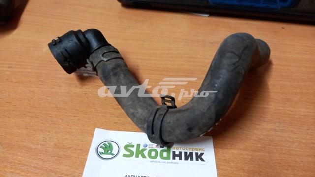 Патрубок системы охлаждения 1K0122073GF VAG
