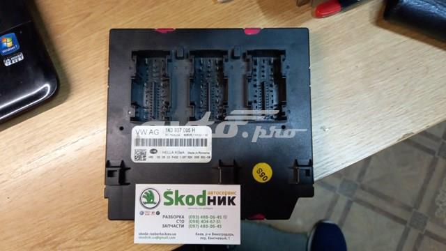 Модуль управления (ЭБУ) бортовой сети 1K0937085H VAG