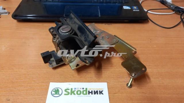 Ручка крышки багажника (двери 3/5-й задней) наружная 1U6827565J VAG