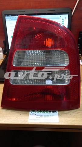 Задняя правая фара 1U6945112 VAG