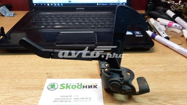 Стояк-крюк замка капота 1Z0823480E VAG