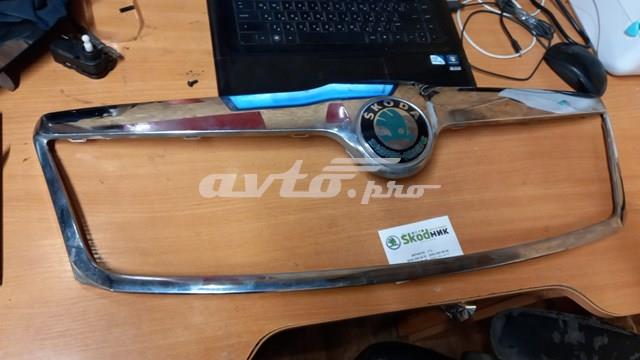 VAG 1Z0853661A Накладка (рамка) решетки радиатора в наличии Чернигов