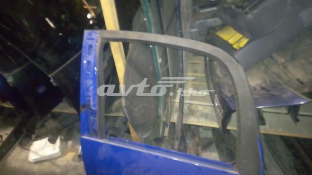 Задняя правая дверь 5J7833056 VAG