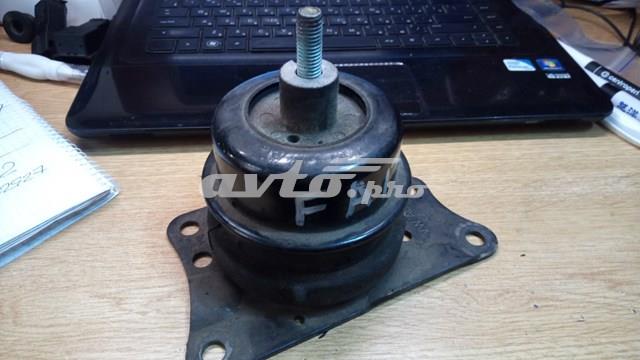 6R0199167AG Правая подушка двигателя купить Хмельницкий