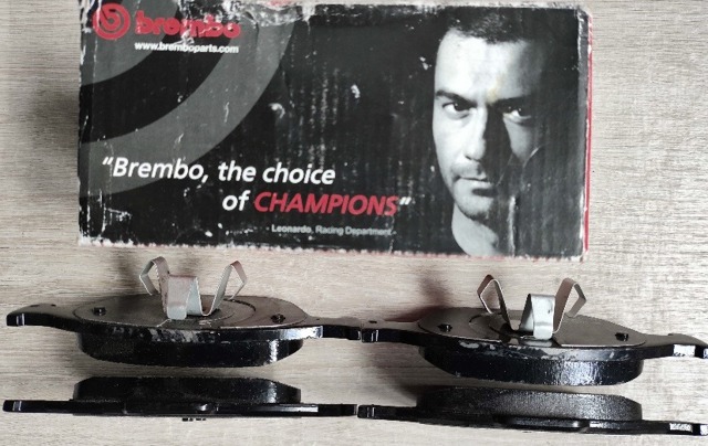 P24058 BREMBO Колодки тормозные передние дисковые купить в Житомир