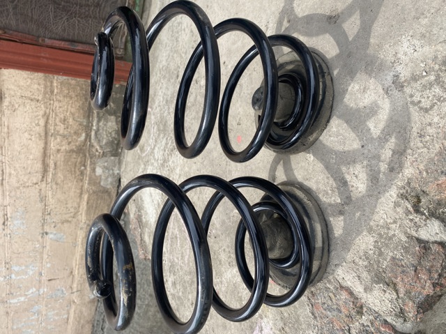 KAYABA RX5510 Задняя пружина в наличии Черновцы