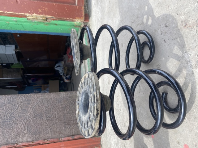 KAYABA RX5510 Задняя пружина в наличии Киев