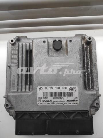 ЭБУ двигателем 0281017105 BOSCH