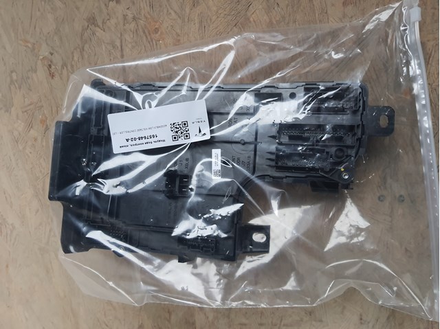 Блок комфорта 165764802A Tesla Model