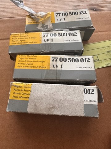Свечи зажигания 7700500132 RENAULT