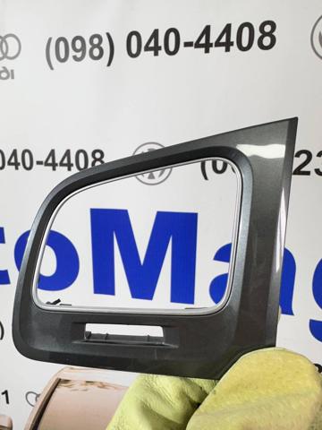 VAG 5GM819703 в наличии Полтава
