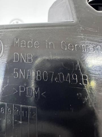 5NA807049B Направляющая переднего бампера левая купить Киев