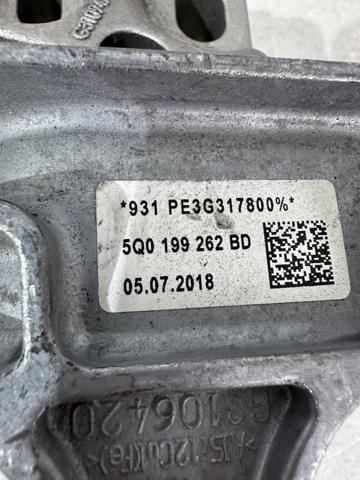 5Q0199262BD VAG Правая подушка двигателя купить в Николаев