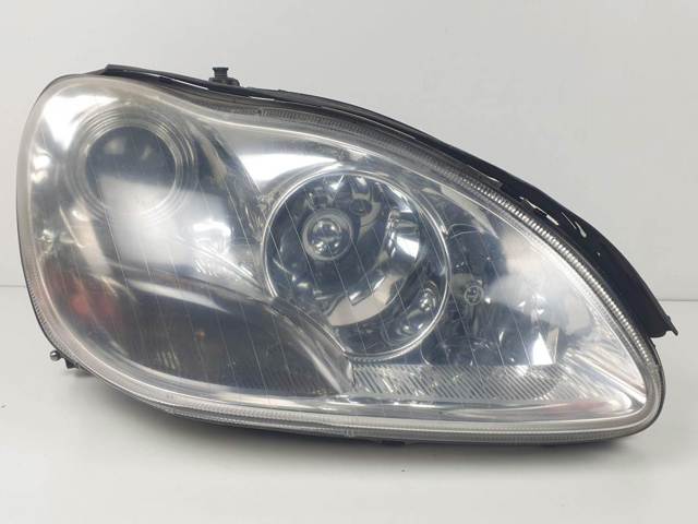 MERCEDES 0301178274 Правая фара в наличии Житомир