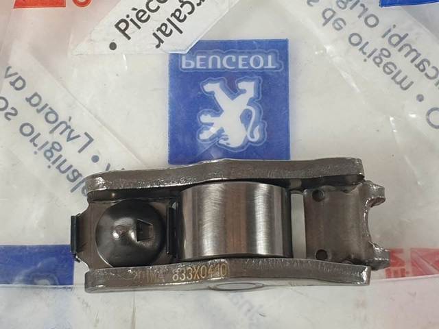 090364 PEUGEOT Коромысло купить в Полтава