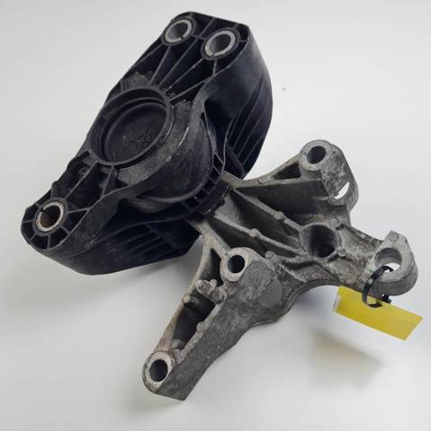 113756731R RENAULT Правая подушка двигателя купить в Павлоград