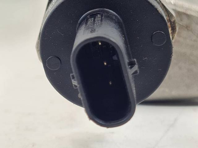 13537639975 BMW Распределитель топлива (рампа) купить в Каменское