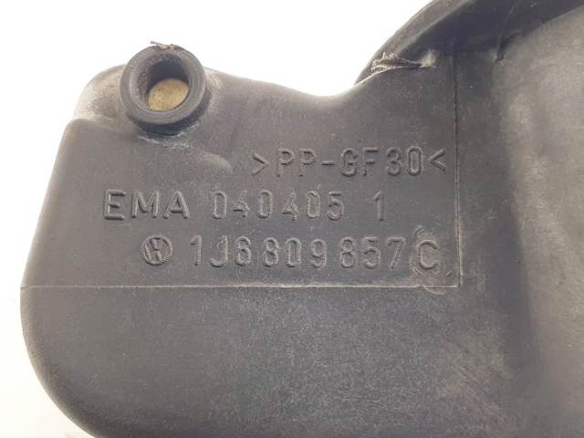 1J6809857C Лючок бензобака (топливного бака) купить Житомир
