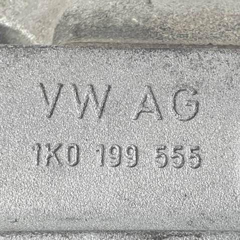 VAG 1K0199555AA Левая подушка двигателя в наличии Чернигов